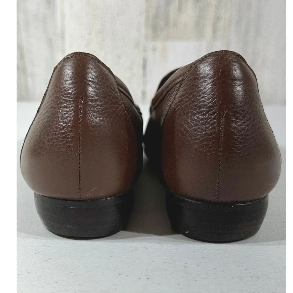 Trotters Loafers 9.5 S Extra Narrow Brown Leather Woven Vamp Made in Brazil